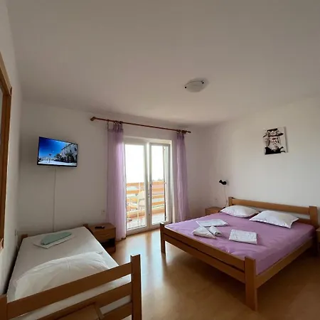 Apartmán With Parking Space Ivan Dolac, Hvar - 22459 Ivan Dolac
