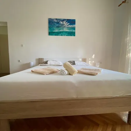 Apartman With A Parking Space Ivan Dolac, Hvar - 22459 Ivan Dolac