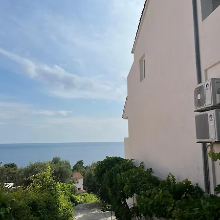 With A Parking Space Ivan Dolac, Hvar - 22459 Apartman