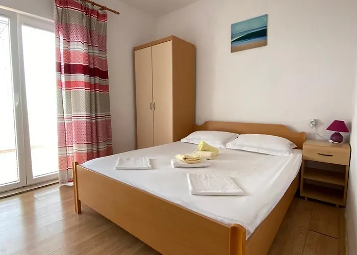 With Parking Space Ivan Dolac, Hvar - 22459 *